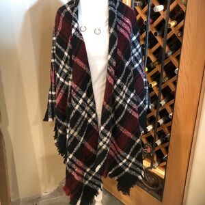 Beautiful Black, Burgundy and  White Wrap